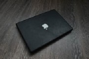 Продам запчасти от ноутбука MacBook A1181 (Late 2006)