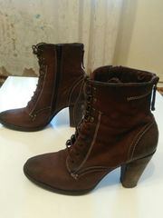 Продаю женские ботинки, кожа, отличное состояние!
