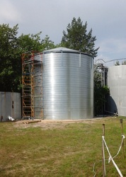 Резервуары стальные для жидкостей